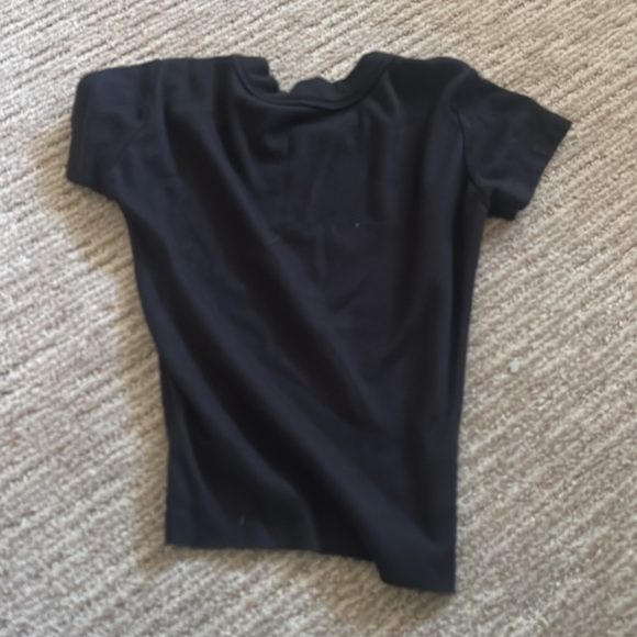 Classic Black Women's Top - Picture 2 of 4